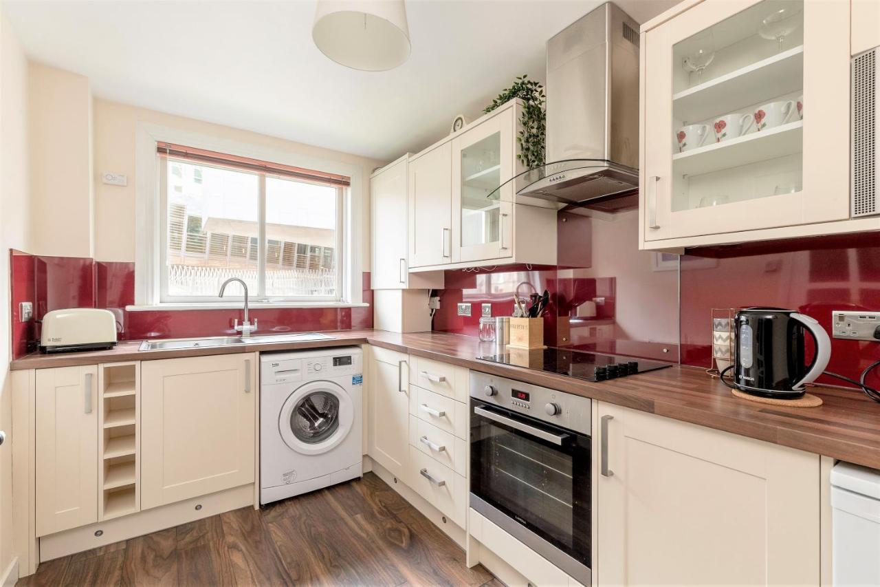 Stunning 1 Bed At Holyrood Palace & Arthurs Seat EDI Kültér fotó